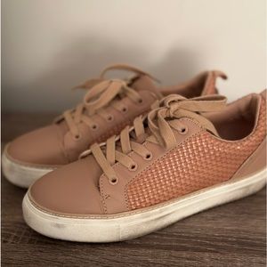 Pink woven sneakers